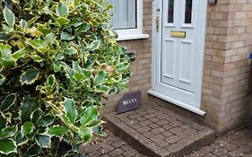 3-Bed Cottage Sleeps 4 20 Mins To Northampton
